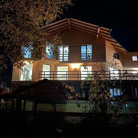 Bran Mountain Living Chalet *